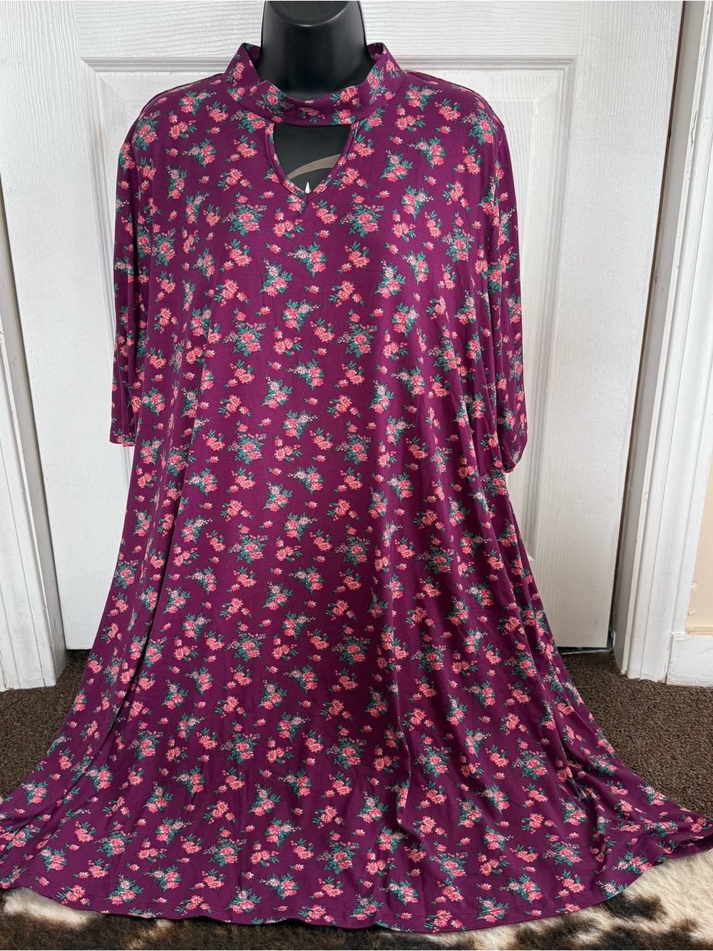 Joe Boxer Purple Floral Keyhole Dress